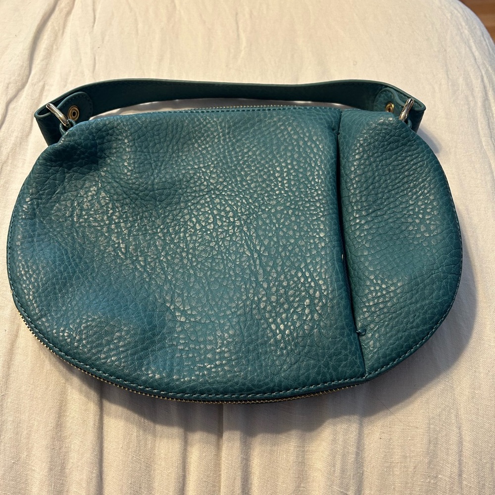 MoDAThe Banker Fashion Expandable Circular Hobo In Cyan